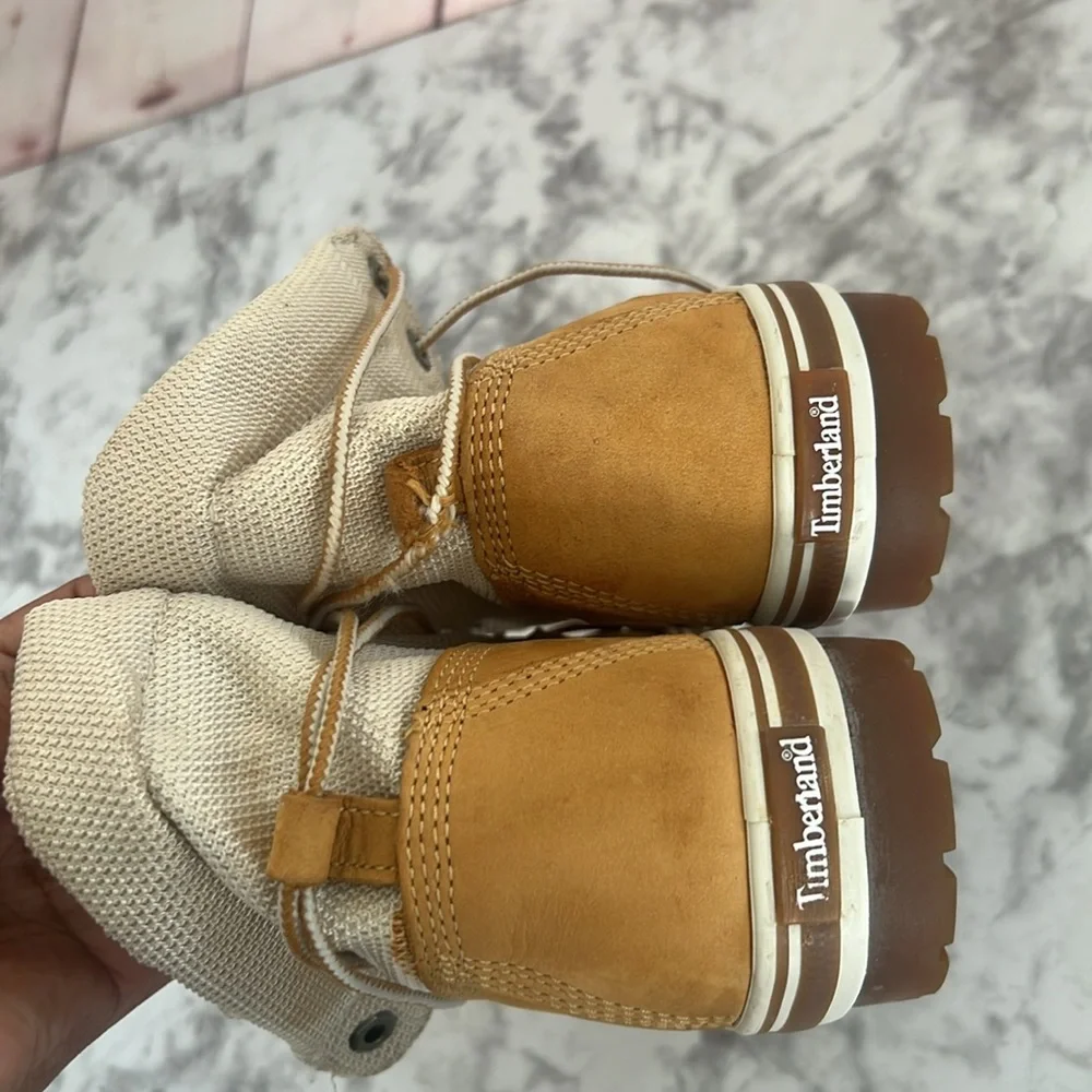 Timberland Youth ankle boots size 2.5